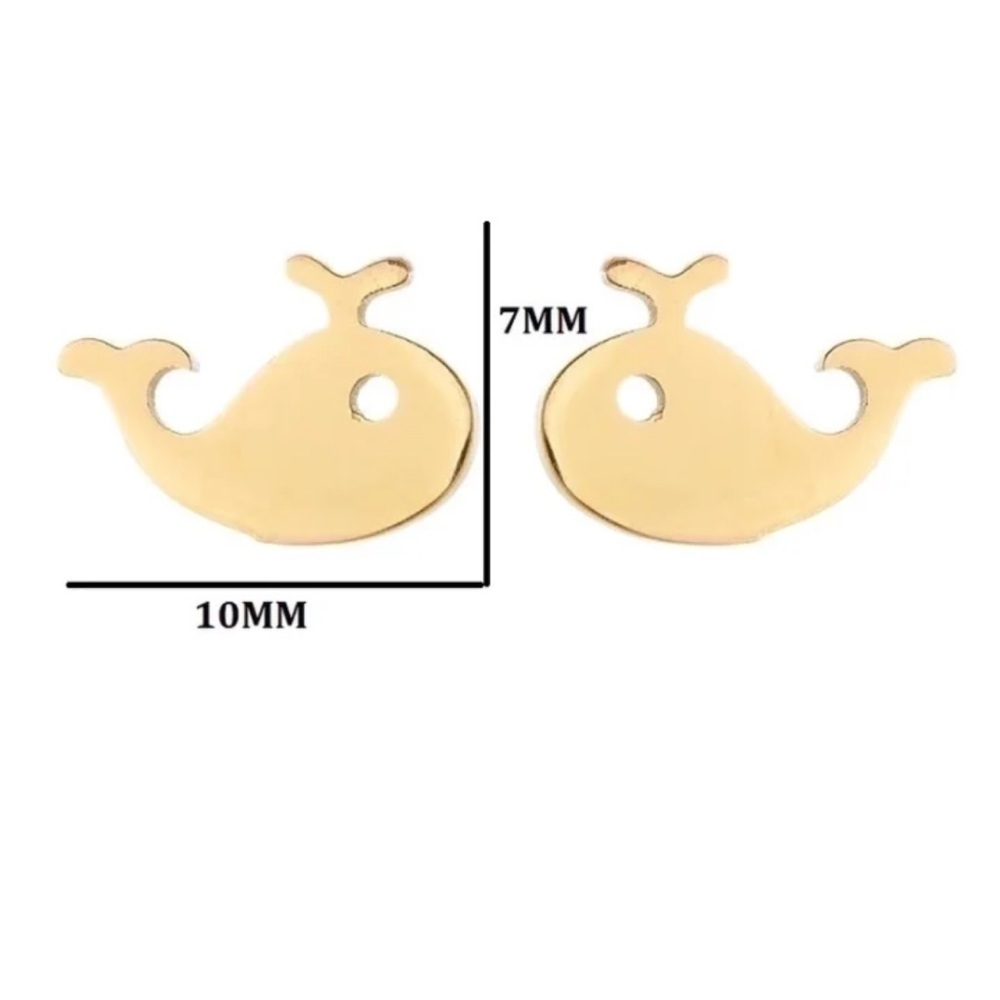 Beautiful Gold Whale Stud Earrings - NWOT